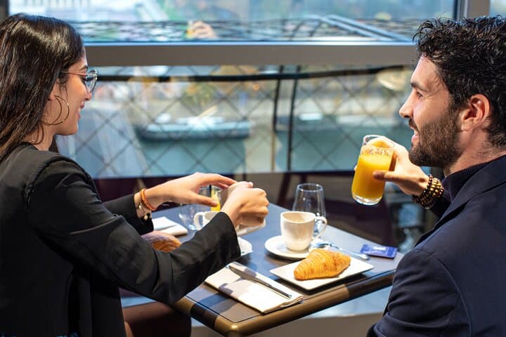 Eiffel Tower Lunch & Seine River Cruise: Full-Day Paris Sightseeing photo 3