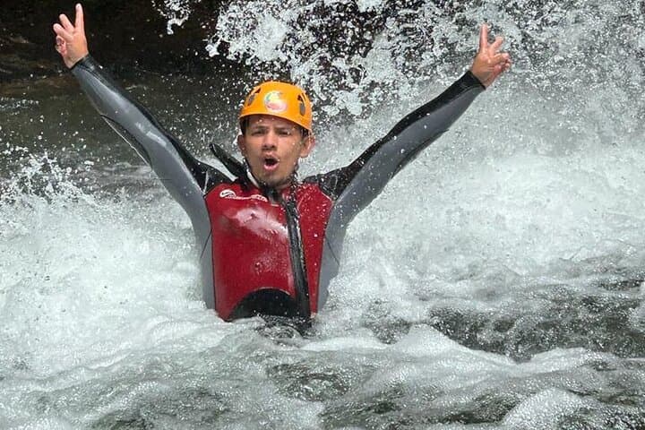 Private Canyoning in Baños — Rappels, River Jumps & Waterfall Gorges photo 6