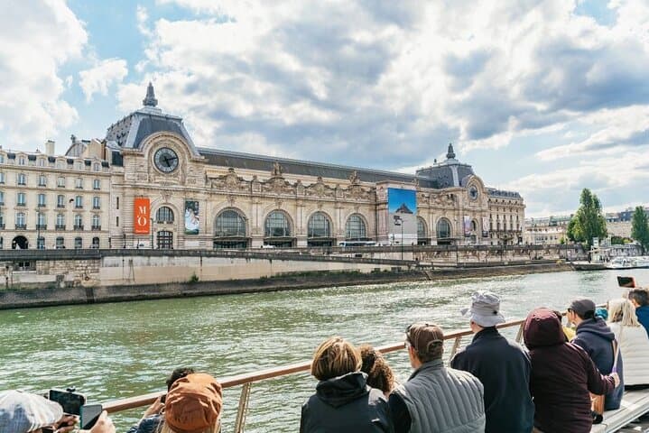 Seine River Cruise from the Eiffel Tower: Paris Boat Tour with Audio Guide photo 3