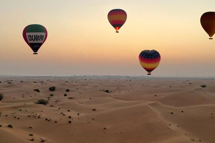 Sunrise Hot-Air Balloon Flight Over Dubai Desert Conservation Reserve photo 3