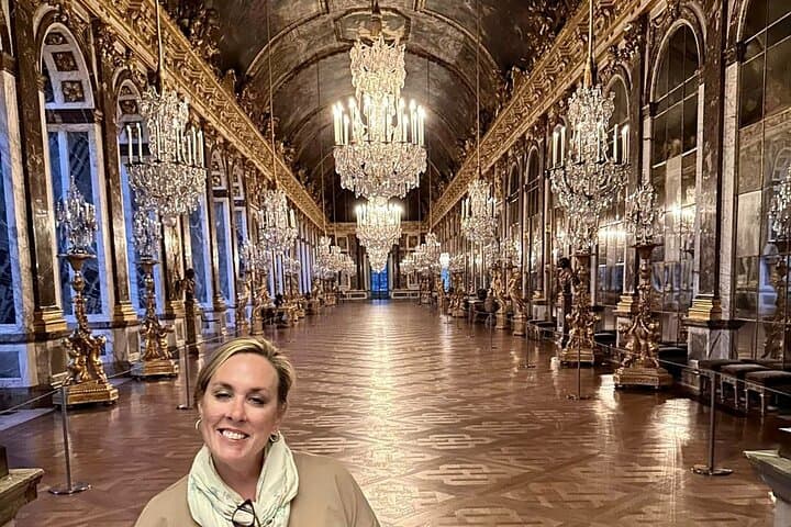 Private Versailles Family Tour with Transfers, Lunch & Priority Access photo 2