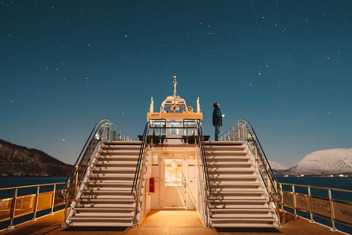 Tromsø Northern Lights Dinner Cruise: 3-Course Aurora Voyage photo 3