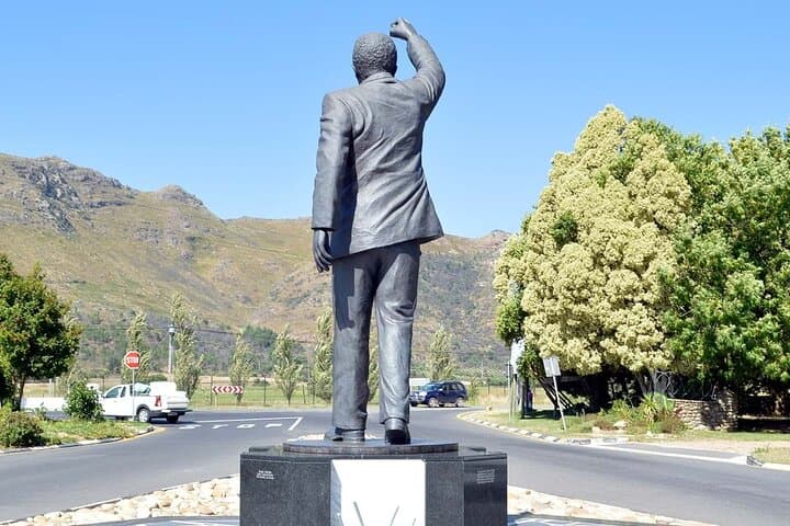 Cape Winelands Wine Tasting & Heritage Tour — Franschhoek to Fairview photo 6