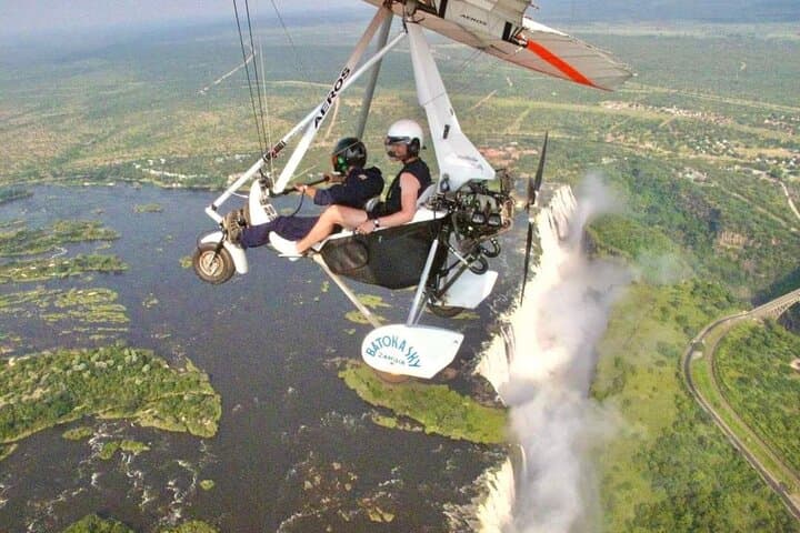 Microlight Flight Over Victoria Falls — 15-Minute Aerial Tour of Mosi-oa-Tunya photo 5