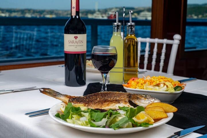 Istanbul Bosphorus Dinner Cruise — Nighttime Cruise with Dinner, Drinks & Live Shows photo 3