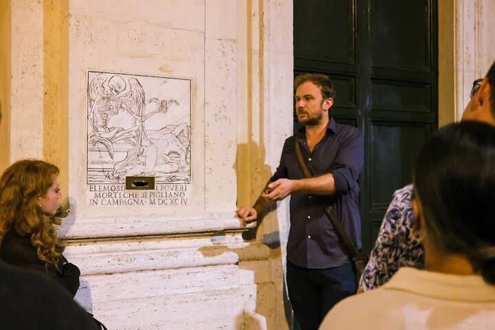 Rome's Dark Side: Ghosts & Legends Night Walking Tour