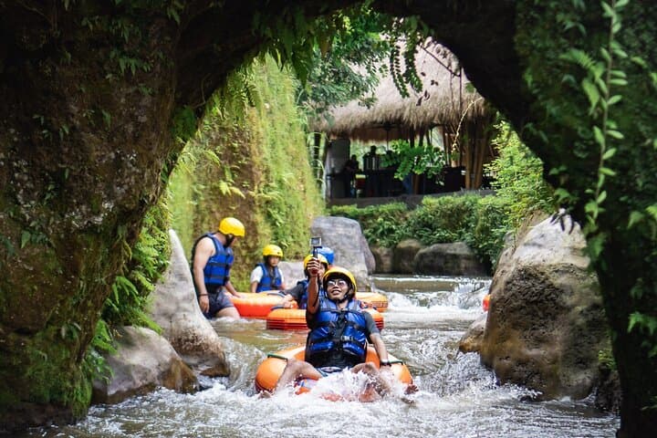 Ubud Cave Tubing Adventure and Jungle Swing Combo