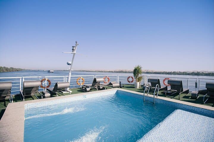 Luxor to Aswan: 5-Day Luxury Nile Cruise with Temples and Felucca Sunset photo 3