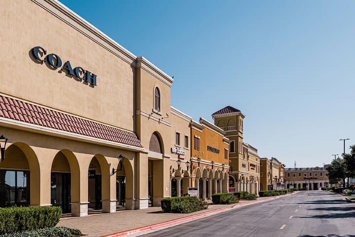 Austin to San Marcos Premium Outlets Private Shopping Tour