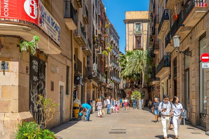 Self-Guided El Born Walking Tour — Barcelona Audio Guide in 7 Languages photo 4