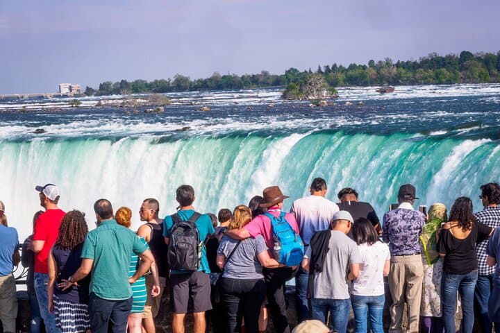 Niagara Falls One-Day Discovery: Private Tour from Toronto