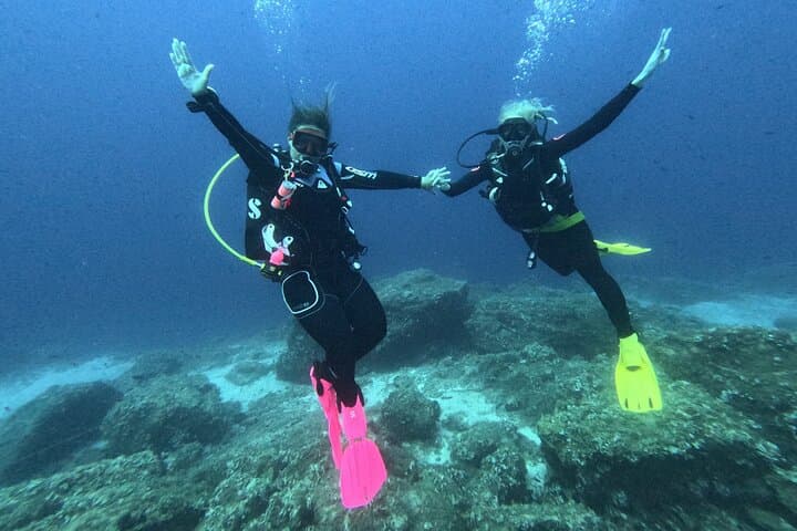Discover Scuba Diving in Paros: Beginner Introductory Dives with Expert Instructors photo 4