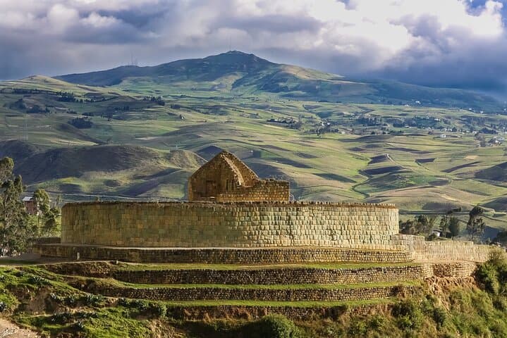 Ingapirca Ruins Full-Day Private Tour from Cuenca — Gualaceo & Chordeleg