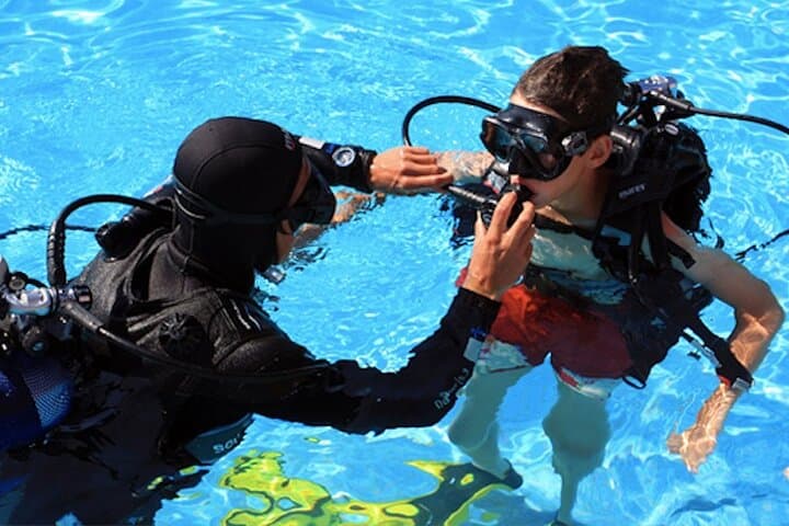 Private Scuba Diving Initiation in Koh Phangan — Pool to Reef with a Licensed Guide photo 5