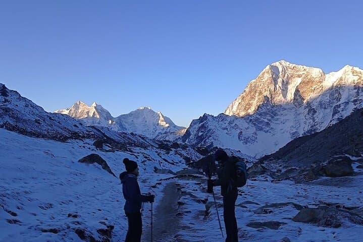 11-Day Everest Base Camp Trek from Kathmandu — Complete Trek Guide photo 5