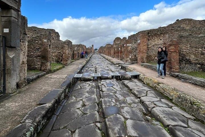 Pompeii: 2½-Hour Guided Tour of the Ancient City photo 3