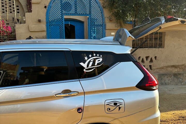 Private Nile Transfer: Luxor to Aswan Comfortable Door-to-Door Ride