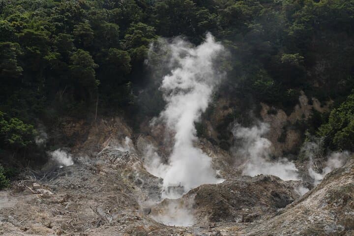 Private Sulphur Springs Drive-In Volcano & Mud Baths Tour from Soufrière photo 5