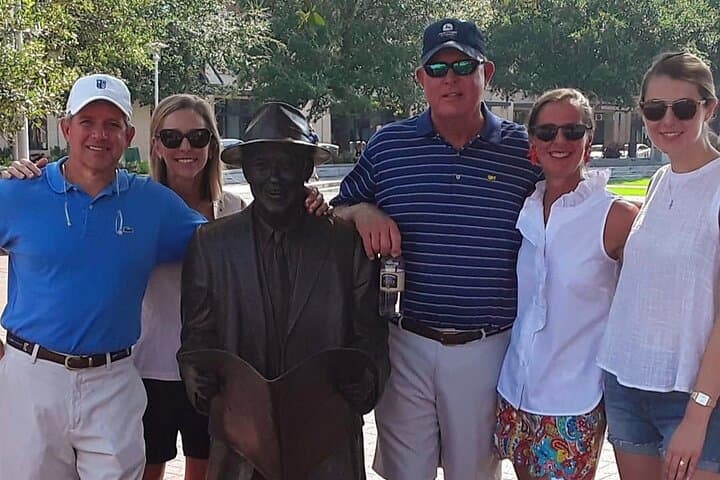 Savannah City Stroll: Historic Squares & Forsyth Park Walking Tour photo 6