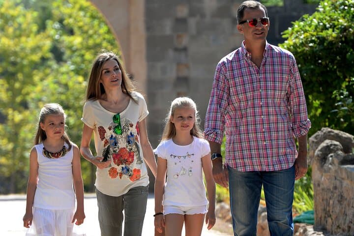 Historic Santa Barbara: Private Family Walking Adventure