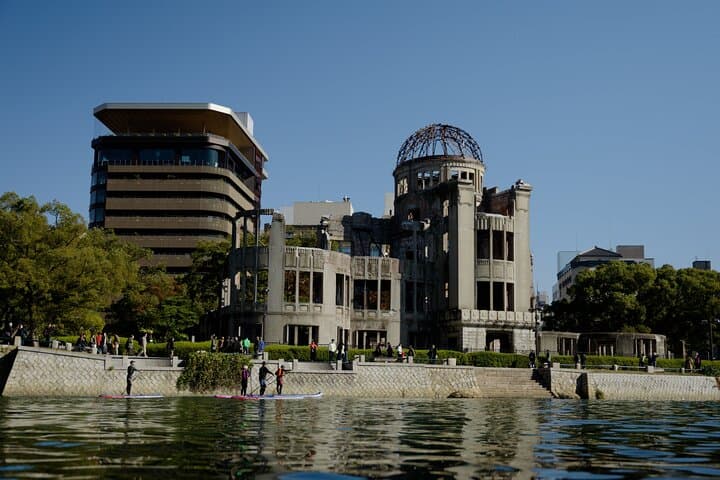 SUP Hiroshima: Peaceful River Paddle to the Atomic Bomb Dome photo 2