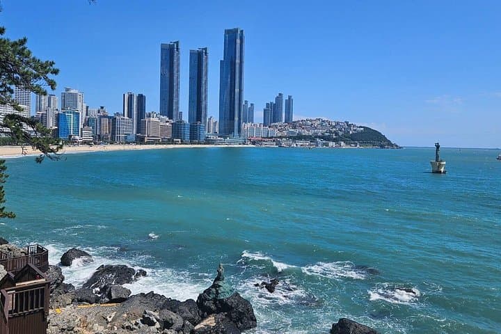 Seoul to Busan in 48 Hours: Markets, Beaches & Cultural Corners photo 2