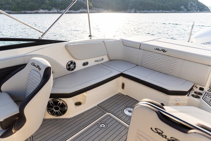 Rovinj Private Sunset Dolphin Watching Speedboat Tour with Drinks photo 6