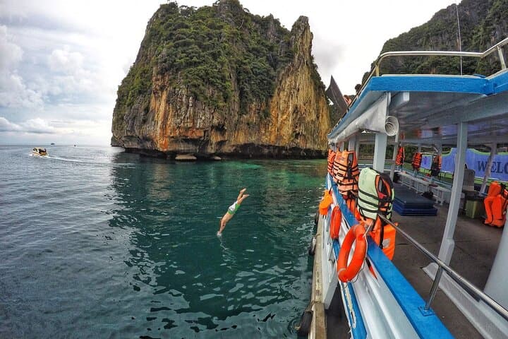 Maya Bay Sunset Cruise and Plankton Swim from Phi Phi photo 3