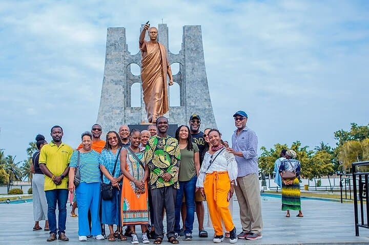 Ghana 9-Day Private Tour: Accra, Kakum & Afro Future Festival in December