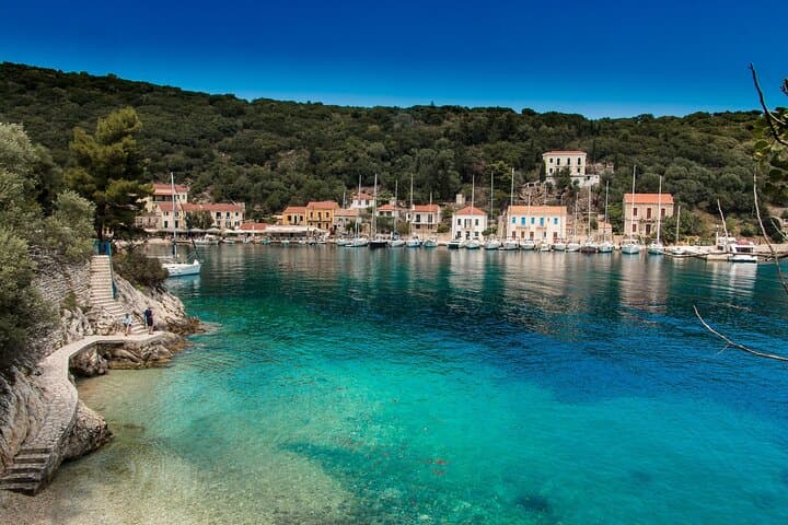 Ithaca Bus & Cruise Tour from Kefalonia — Vathy, Kioni & Gidaki Swim Stop photo 4