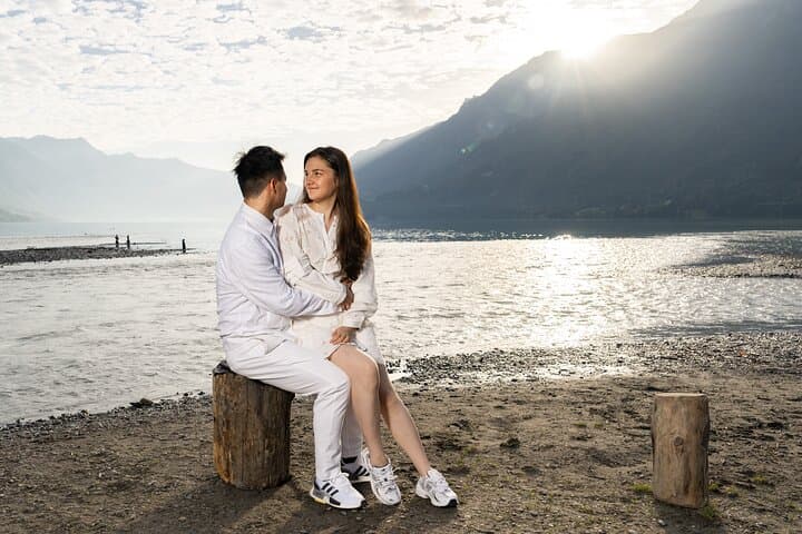 Private Phototour in Interlaken: Lake Brienz & Thun Photoshoot with a Pro photo 3