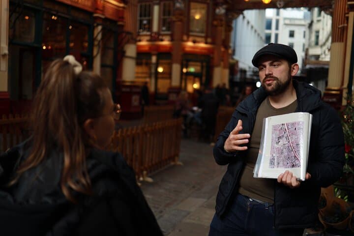 Hidden Gems Tour of the City of London: St Paul's, Mithraeum & Tower Walk photo 2