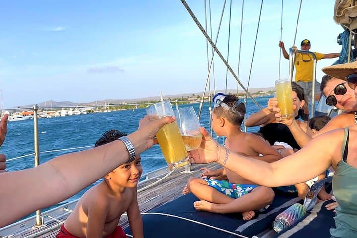 Aruba Tropical Dream: Private Snorkel & Dinner Sunset Sail photo 2