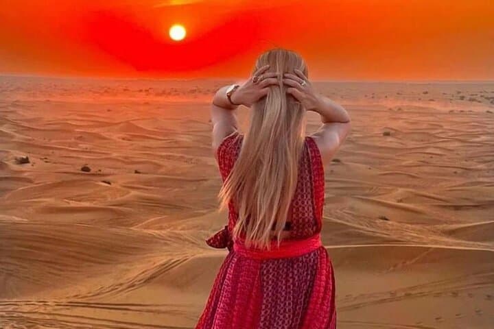 Evening Dubai Desert Safari with BBQ, Dune Bashing & Live Shows photo 4