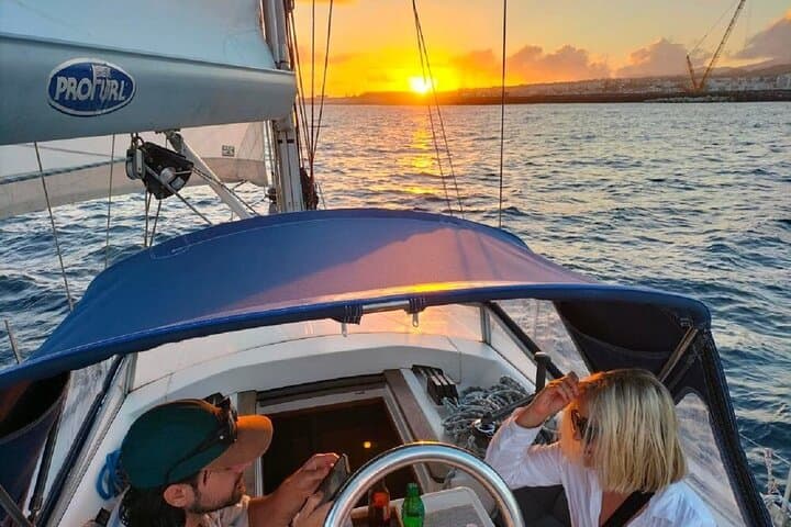 Sunset Sail São Miguel: 2.5h Navigation with Azorean Appetizers & Wine photo 4