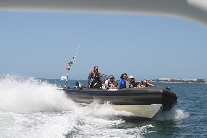 Lisbon Sunset Speedboat Tour: Tagus River Monuments & Wine Cruise photo 5