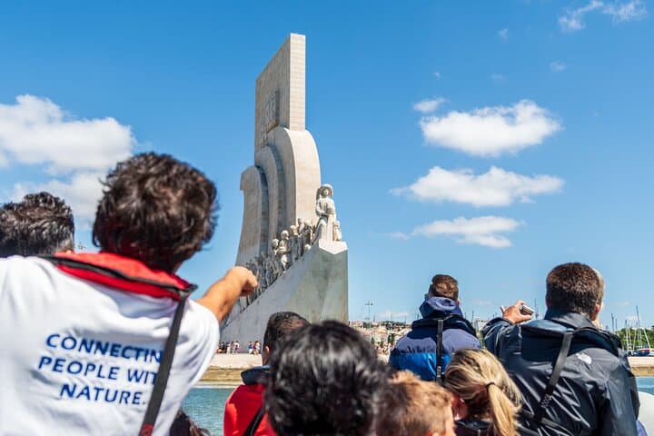 Lisbon Sunset Speedboat Tour: Tagus River Monuments & Wine Cruise photo 6