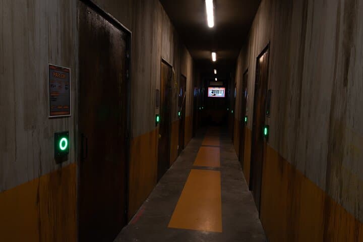Prison Action Game Deauville: Fort Boyard-Style Escape Challenge photo 2
