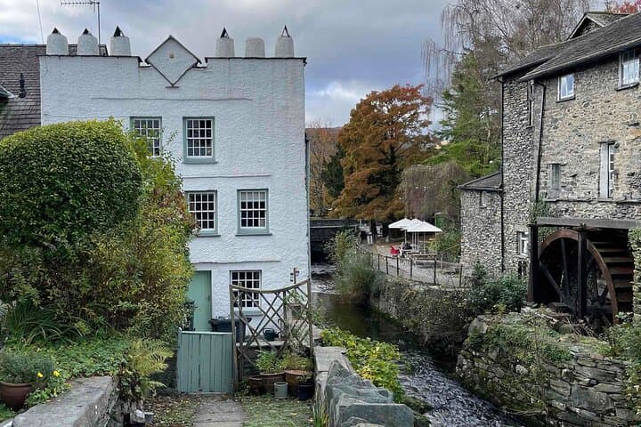 Self-Guided Ambleside & Waterhead Walking Tour: Historic Lake District Audio Guide photo 3