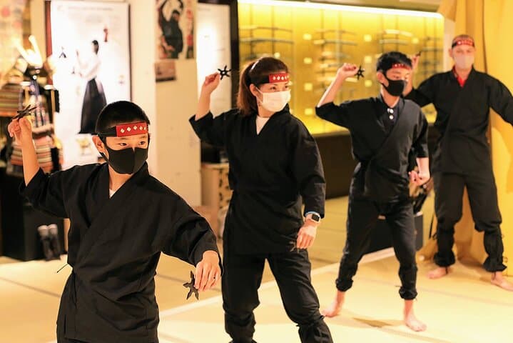Tokyo 6-Hour Private Samurai & Ninja Walking Tour photo 2