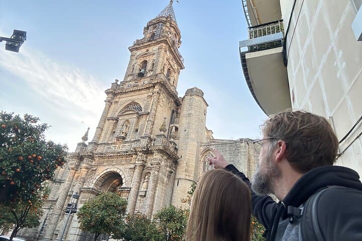 Sherlock Holmes Murder Mystery: Self-Guided City Game in Jerez de la Frontera photo 2