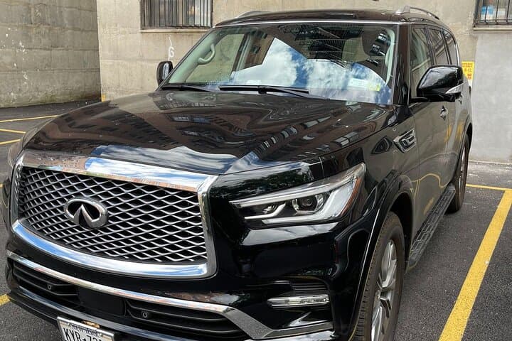 Private New York City Transfer with Optional Guide — Up to 5 Passengers photo 2