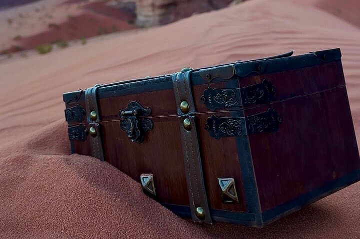 Wadi Rum Treasure Hunt: Full-Day Desert Quest with Bedouin Lunch photo 3
