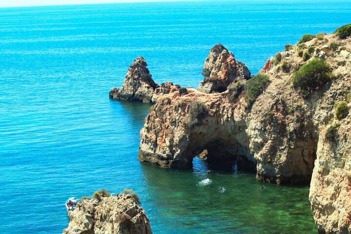 Snorkel Secret Caves and Hidden Beaches in Alvor: Marine Biologist-Led Half-Day Tour photo 4