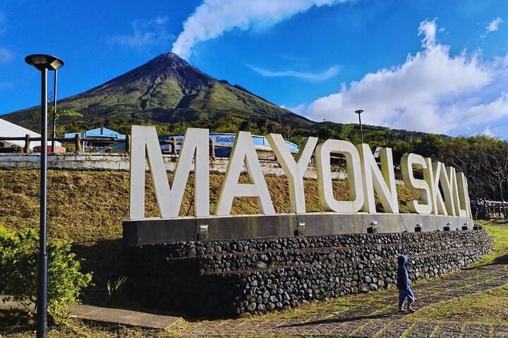 Mayon Volcano & Legazpi Shared Day Tour — Mayon Skyline Experience photo 3