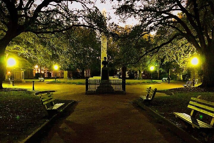 Walled City Spirits: Charleston Ghost Tour with a Local Guide photo 3