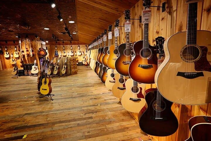Denver 1-Hour Guitar Workshop: Learn Chords, Play Songs, Win Prizes photo 2