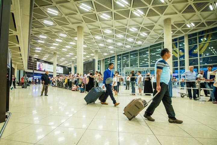 Private Queen Alia Airport Transfer to Amman: Fast, Comfortable Arrival photo 2