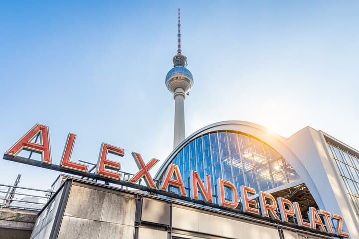 Berlin Self-Guided Photo Safari with Premium Photobook