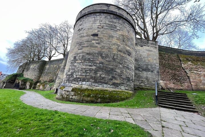 Explore Nottingham & Robin Hood: Private Guided Walking Tour photo 4